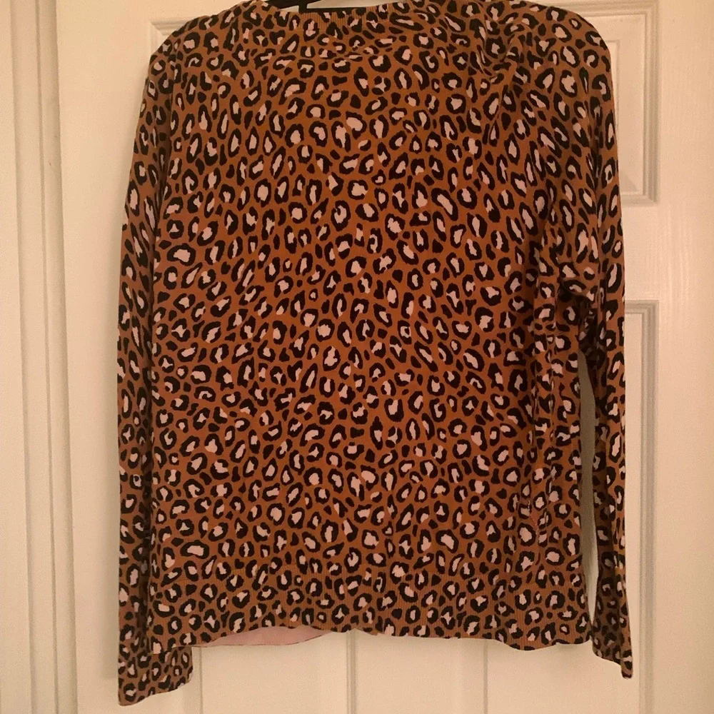Old Navy Brown and pink leopard‎ sweater
